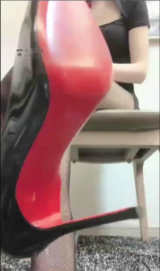 0622102018.jpg 套路主播 M向寸止福利视频系列