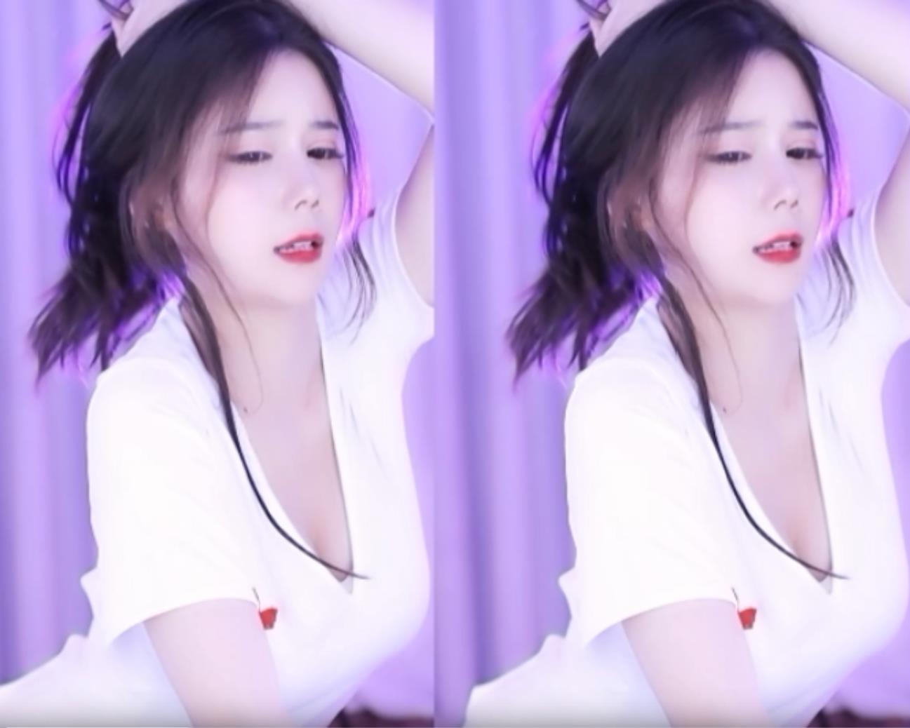 虎牙 嘉映、温情 魔法书跳舞视频